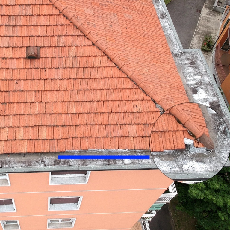 Ispezione copertura di un edificio condominiale